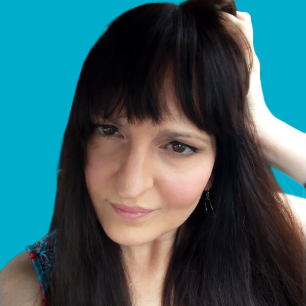 Meet your Posher, Cynthia